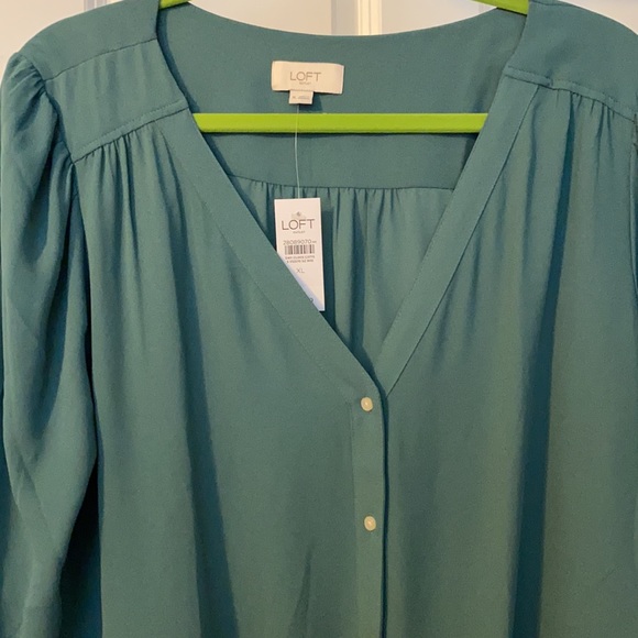 Loft Green blouse with button down and tie - Picture 2 of 2